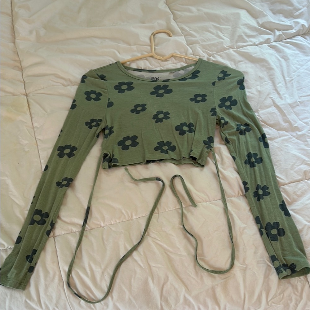 Green Floral Long Sleeve Crop Top